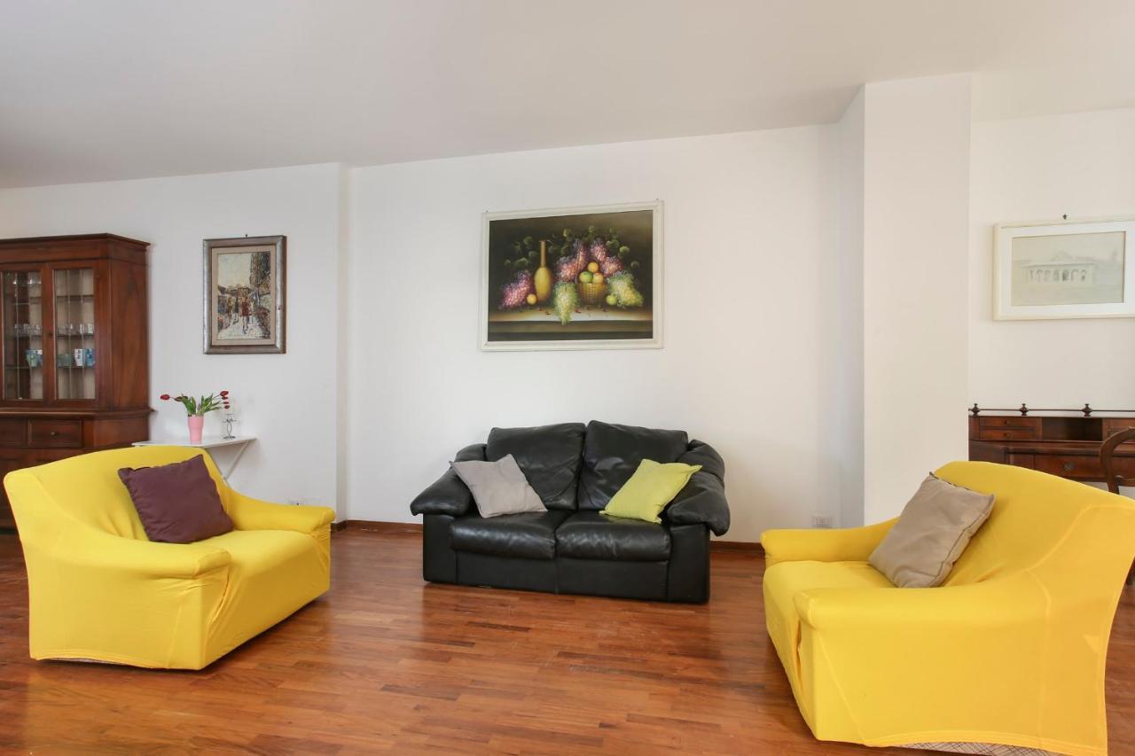 In Great Location Apartment Florenz